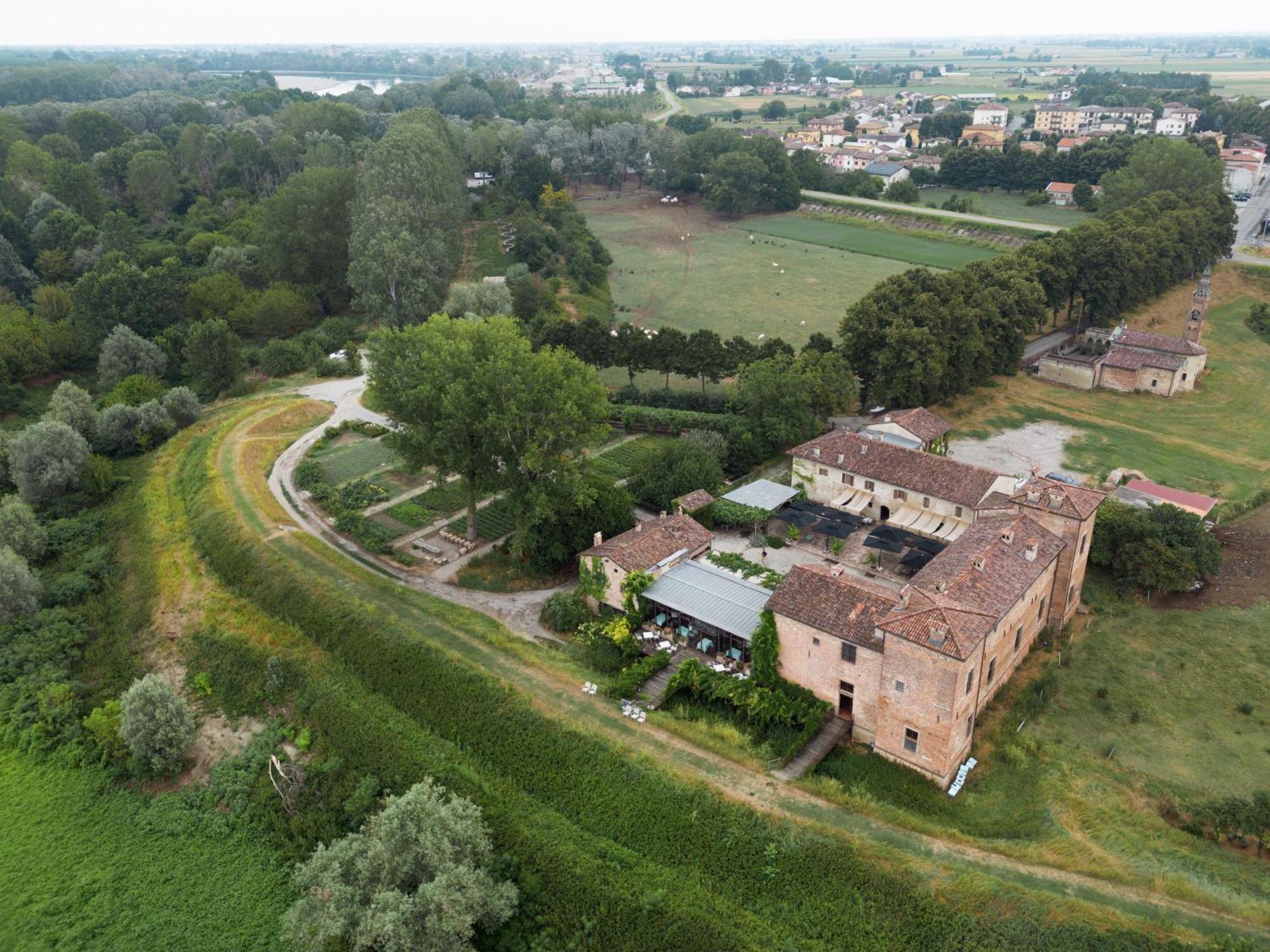 Antica Corte Pallavicina Relais Polesine Parmense Экстерьер фото