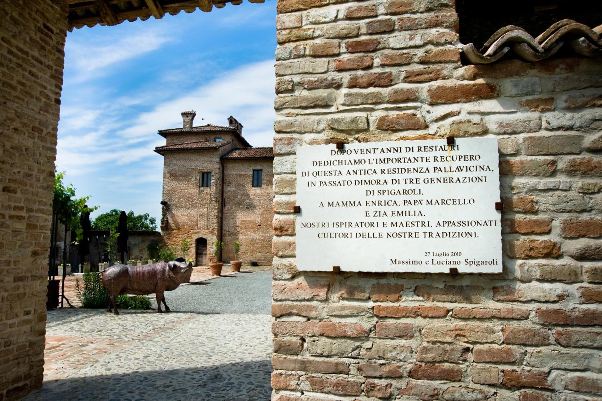 Antica Corte Pallavicina Relais Polesine Parmense Экстерьер фото